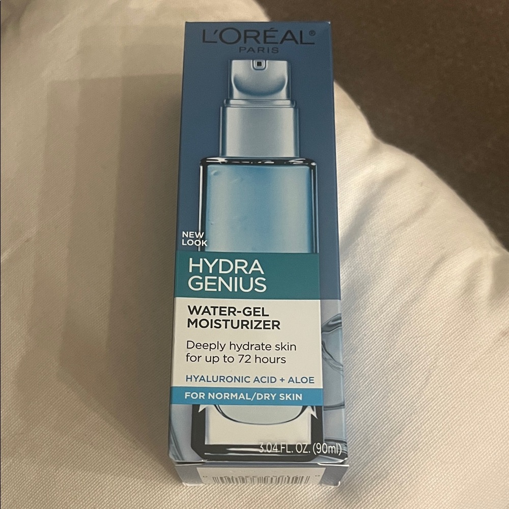 L'Oreal Hydra Genius Water-Gel Moisturizer - Light Blue